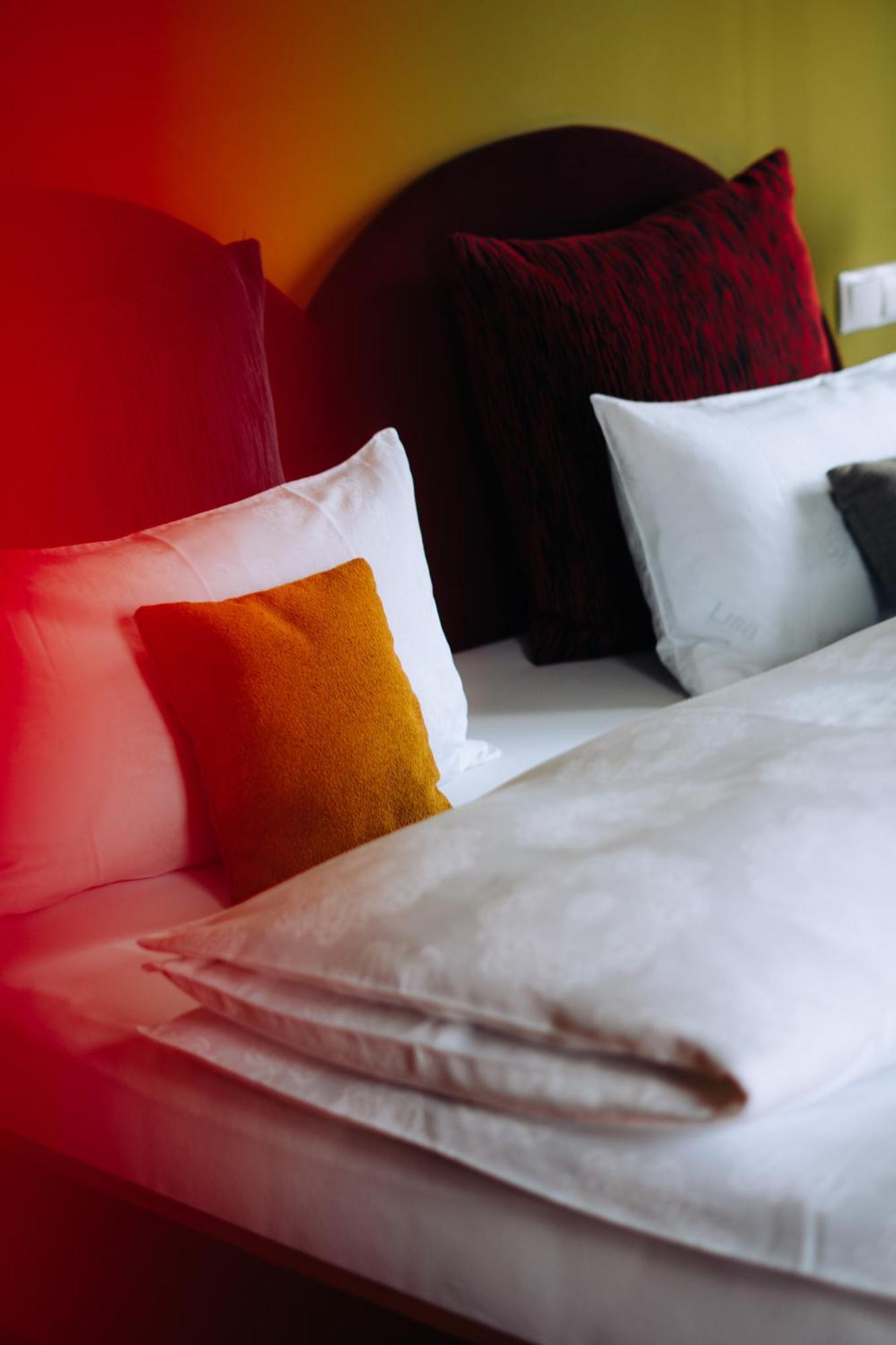 Molo Rouge - Boutiquehotel & Cafe Вунзідель Екстер'єр фото